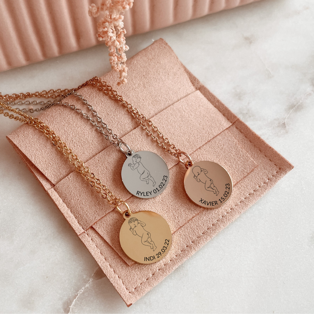 Baby illustration necklace