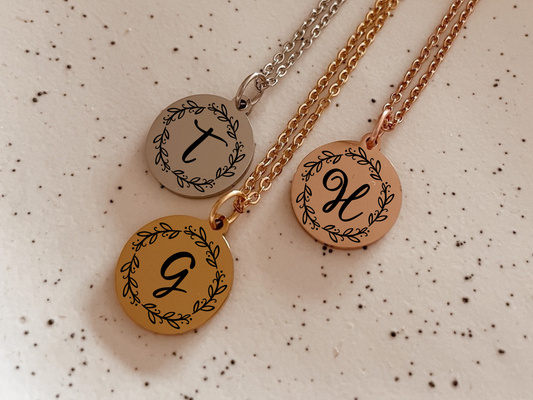 Wreath monogram necklace